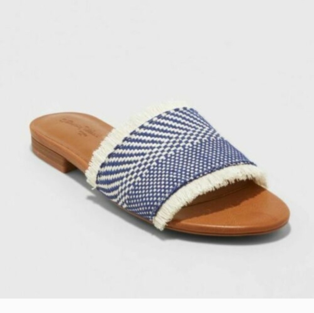 Universal Thread Navy and Tan Fringed Slide Sandals